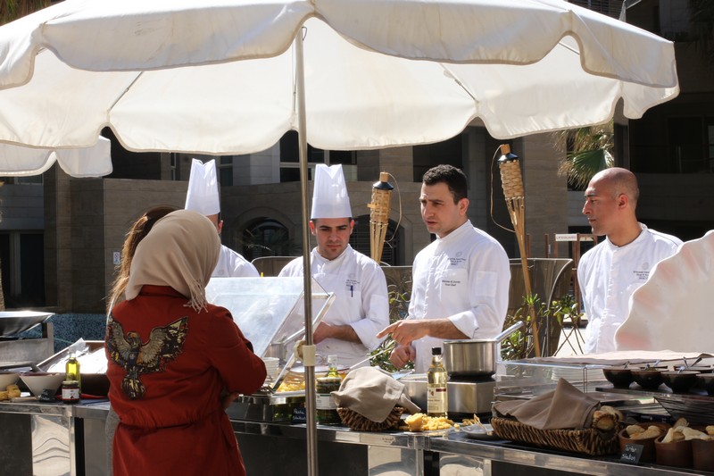 Sunday Buffet at Kempinski Summerland Hotel
